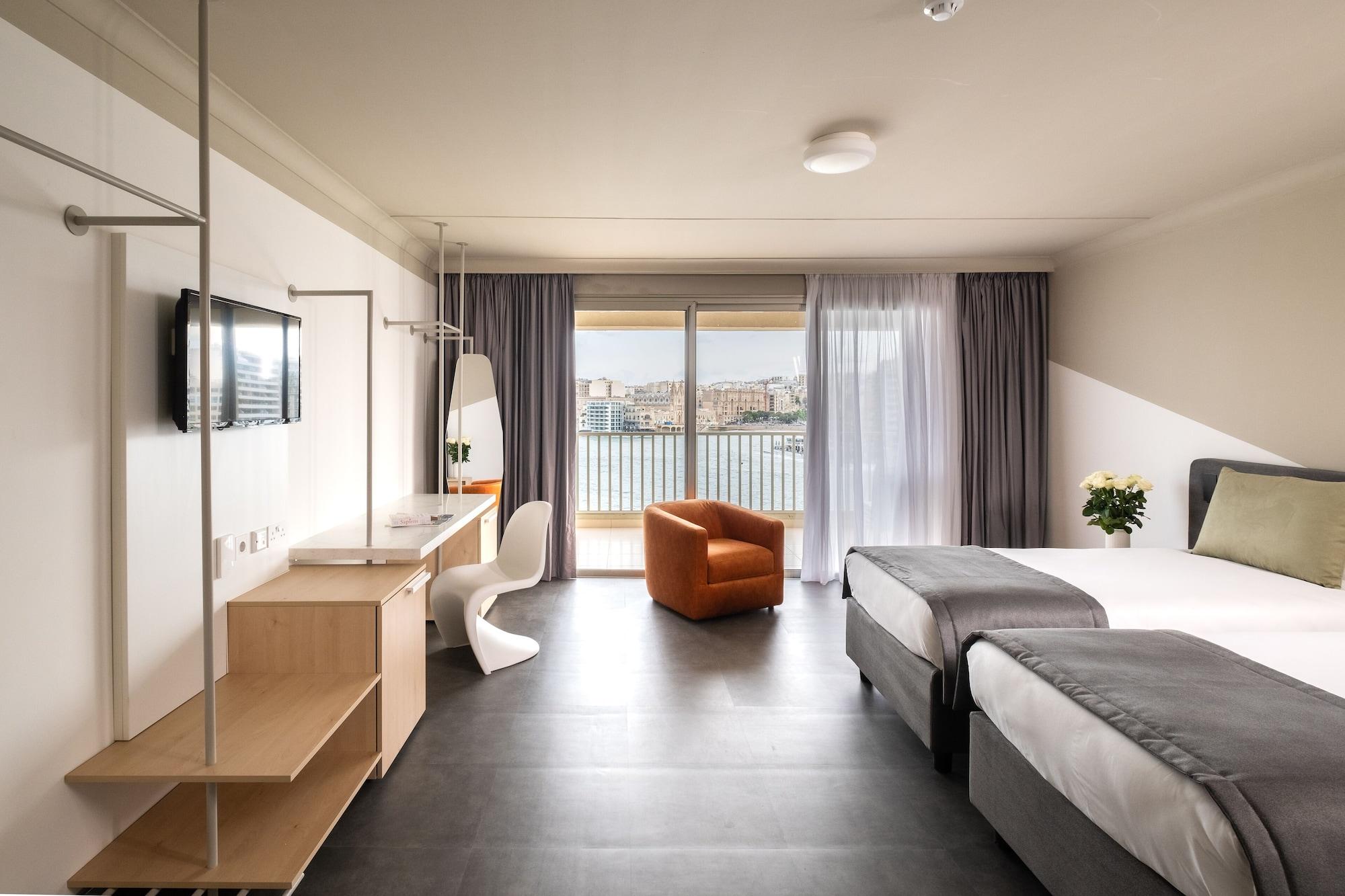 Cavalieri Art 4* San Ġiljan